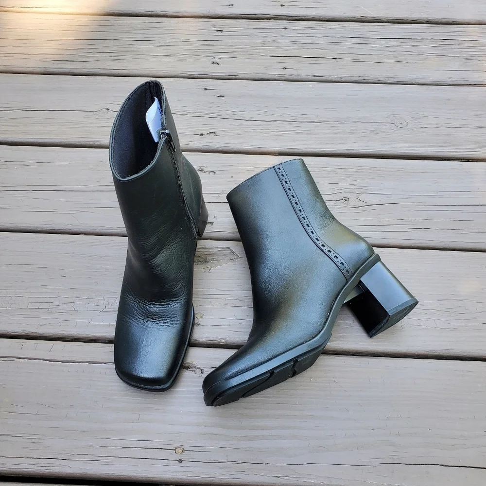 Vintage 90s y2k Bratz Black Leather Chunky Heel Square Toe Ankle Boots Booties